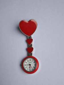 Orologio da infermiera a forma di cuore con taglio al quarzo movimento in lega di materiale un elegante segnatempo <span class=keywords><strong>per</strong></span> infermieri - Product Image 1