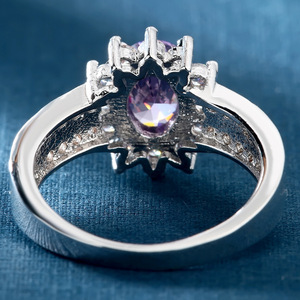 Expédition 24H en stock – Nouveauté : Bagues ou alliances en laiton plaqué argent avec zircon violet exquis pour femme, style chrétien - Product Image 5