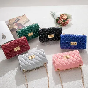 ali fashion korean bag Suppliers-Women der Embossing Rhombus Stereotypes Jelly Square Sling Bag 2020 Korean-stil Spring And Summer New Chain Shoulder Bag