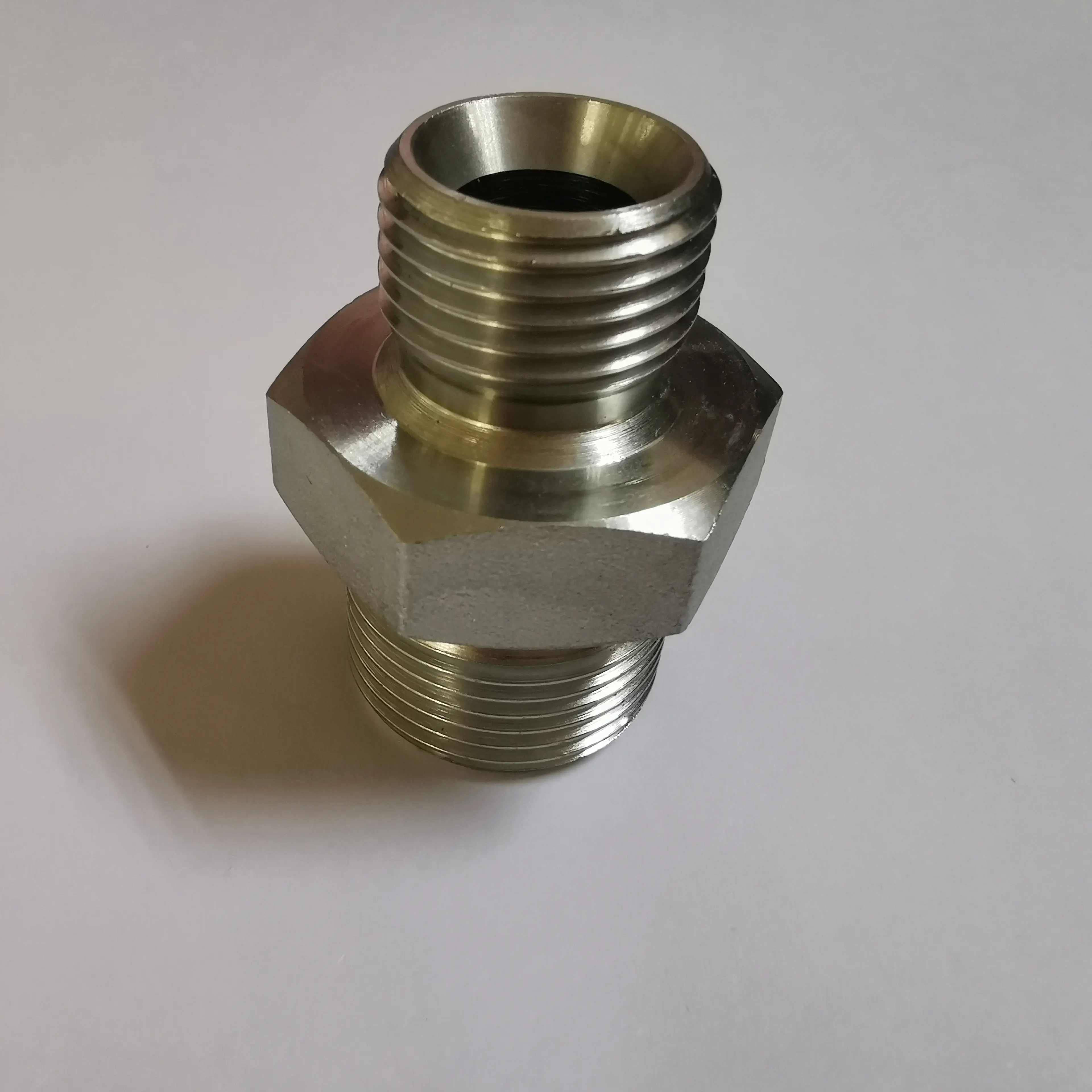 BSPP MALE DOUBLE USE FOR 60 DEGREE SEAT OR BONDED SEAL HYDRAULIC FITTING