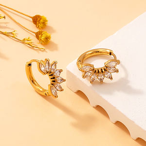 Корейские модные дизайнерские позолоченные украшения из нержавеющей стали для свадьбы - Product Image 5