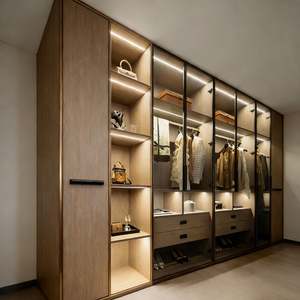 Armoire de chambre à coucher moderne de luxe personnalisée Balom, porte en bois et en verre, placard avec éclairage LED, étagères ouvertes - Product Image 2