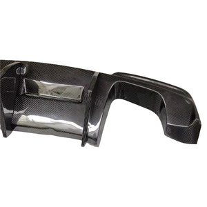 Diffusore Posteriore in Fibra di Carbonio Stile R per BMW Serie 1 E82 E87 E88 - Product Image 5