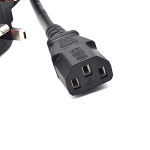 2022 ordinateur de haute qualité 3PIN cordon d'alimentation prise britannique câble <span class=keywords><strong>secteur</strong></span> C13 noir Support personnalisation câble adaptateur d'alimentation - Product Image 2