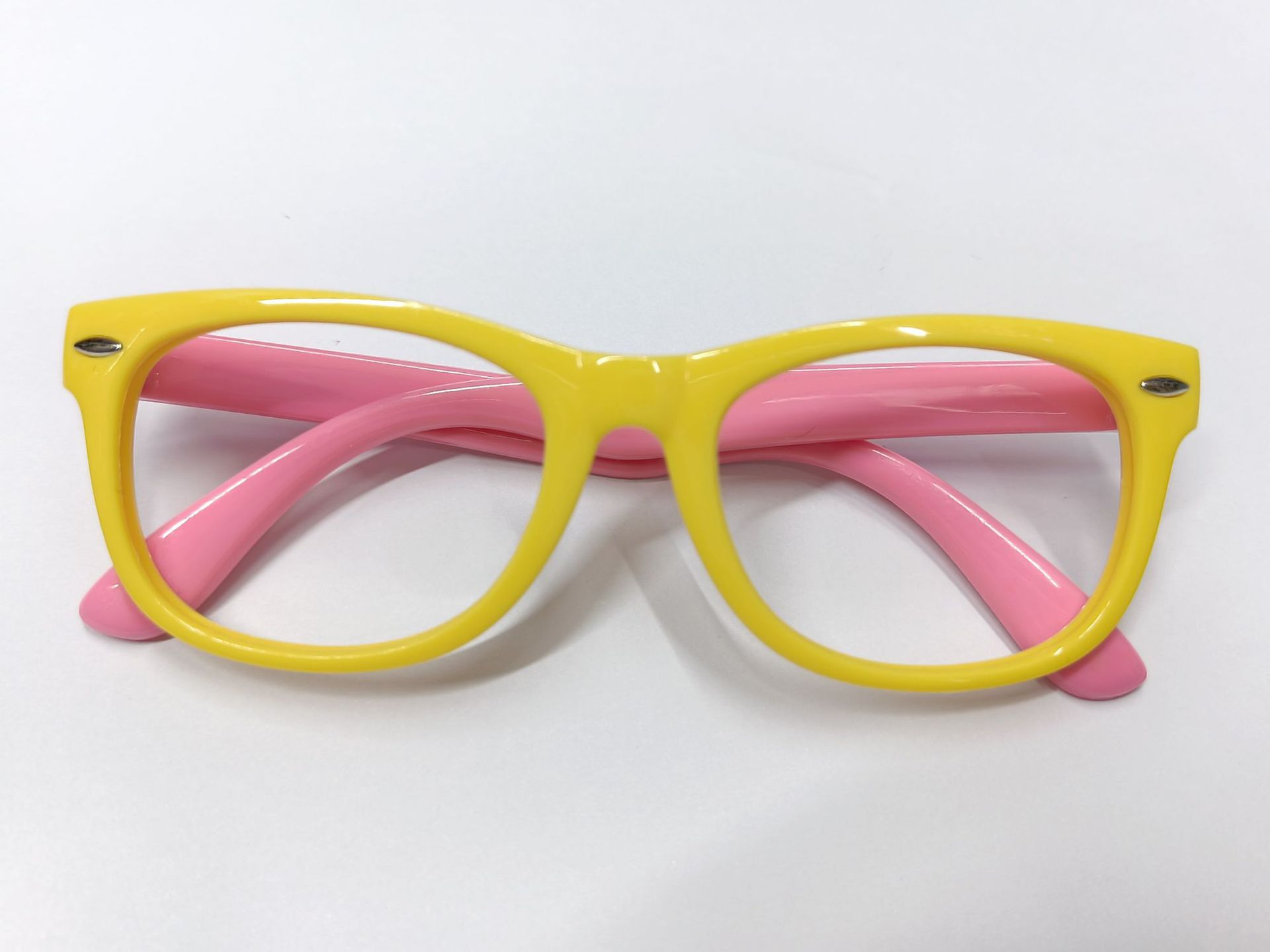 Yellow pink