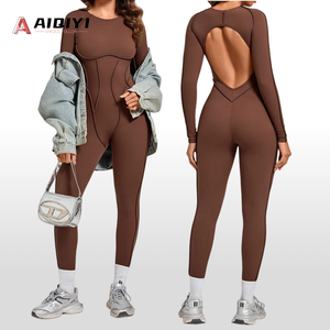 <span class=keywords><strong>Tuta</strong></span> Sportiva da <span class=keywords><strong>Donna</strong></span> <span class=keywords><strong>Aderente</strong></span> con Spalline Sottili e Patchwork Tridimensionale, Modello Autunno/Inverno con Schiena Scoperta - Product Image 1