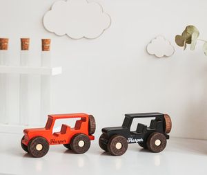 Camion en bois personnalisé, jouet sensoriel avec noms, jouet pour tout-petits, premier cadeau de Noël pour les enfants, pour le salon - Product Image 5