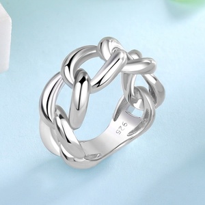 Nhẫn dây xích kiểu Cuba bạc Ý 925 xu hướng 2024, thiết kế độc đáo, bạc trơn, trang sức hiện đại dành cho nam và nữ - Product Image 5