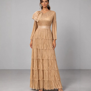 Robe plissée décontractée Miyake avec strass, grande taille, ample, à volants, style occidental, pour femme, vente en gros de vêtements en vrac, collection PY 2026 - Product Image 1