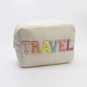 Çin toptan moda su geçirmez naylon fermuar kilitli çanta çanta makyaj kutusu çantası profesyonel kozmetik çantası seyahat makyaj çantası
