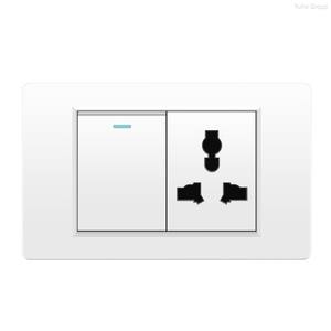 สวิตช์ไฟติดผนังแบบอเมริกันสีขาว 118 ช่อง พร้อมช่องเสียบ USB Type C และปลั๊กไฟแบบอเมริกัน อังกฤษ และยุโรป - Product Image 3