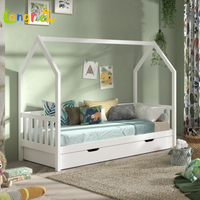 Lit supérieur de maison pour enfants personnalisé OEM avec toit en forme de maison avec garde-corps Protection de l'environnement en bois massif