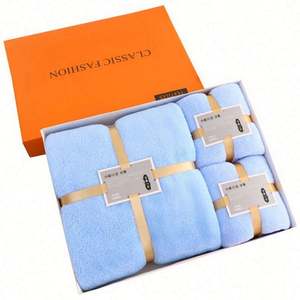 Ensemble de serviettes de bain en polaire corail 2025, coffret cadeau, super doux, séchage rapide, motif écossais, trois pièces, vente chaude - Product Image 1