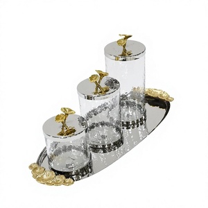 Élégant pot à biscuits en verre hermétique, design floral oriental doré, fait main, couvercle en métal, décoration de table de luxe, rangement haut de gamme pour la maison - Product Image 1