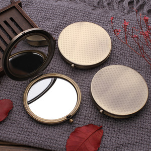 Miroir portable Weijun en bois de santal vert, carré, antique, pliable, en bois de séquoia et bois de rose ZDJ - Product Image 2