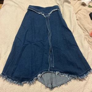 Nouvelle Arrivée Jupe Longue en Jean pour Femme Taille Haute Décontractée Vintage Bleu Clair Jean Indigo - Product Image 3