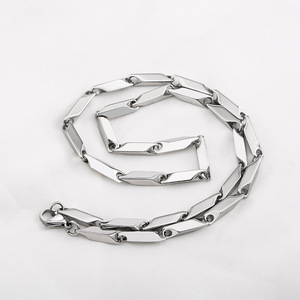 สร้อยคอโซ่เหล็กไทเทเนียมทรงเรขาคณิต 50 ซม. สำหรับทุกเพศ สวมใส่ได้ทุกวัน - Product Image 3