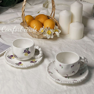 <span class=keywords><strong>Tasse</strong></span> et soucoupe en céramique sphérique florale <span class=keywords><strong>vintage</strong></span> française petite <span class=keywords><strong>tasse</strong></span> irrégulière pincée à la main - Product Image 3