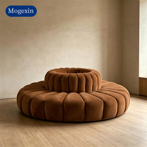 Canapé rond capitonné de luxe moderne, canapé incurvé en velours pour hall d'hôtel, salon - Product Image 3