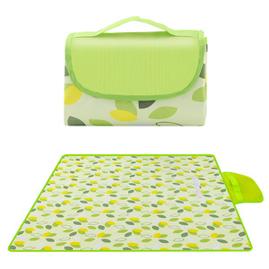Tapis de pique-nique non tissé pour le camping en plein air Tissu d'herbe étanche à l'humidité pour les pique-niques et les aventures - Product Image 2