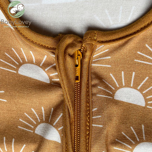 Babylovey RTS Atacado: Macacão Casual para Bebês Meninas Recém-Nascidas com Tecido Macio de Bambu e Estampa de Desenho Animado à Prova d'Água - Em Estoque - Product Image 5