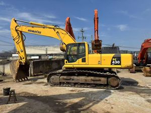 Excavadora de cadenas Komatsu PC430LC-8MO de 43 toneladas, modelo 2022, de segunda mano, con pocas horas de uso, motor y componentes de transmisión en venta. - Product Image 3