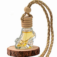 Flacon diffuseur de parfum pour voiture en verre de 8 ml en forme de chaussures à talons hauts, rechargeable, avec couvercle en bois, pour huiles essentielles