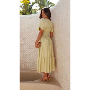 Vente en gros directe, robe jaune à col en V profond, à nouer devant, à manches courtes - Product Image 2