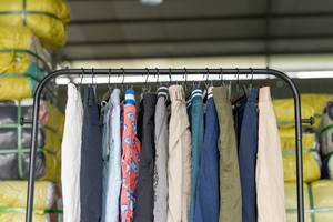 SH06 Ropa Usada Duradera para Hombre, Pantalones Cortos Vaqueros Baratos de Verano, Pantalones Cargo Usados, Pantalones Deportivos, Pantalones de Vestir, Ropa Mixta al por Mayor - Product Image 4