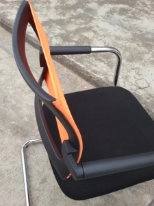 Muebles escolares modernos y duraderos, silla para estudiantes, asiento acolchado ajustable, pasamanos de acero inoxidable, diseño delicado, plástico AHL - Product Image 2