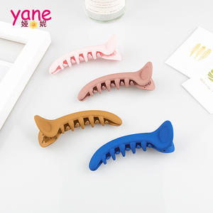 Klip rambut gigi klip rambut plastik gaya manis untuk anak-anak klip pisang aksesori rambut produsen grosir - Product Image 2