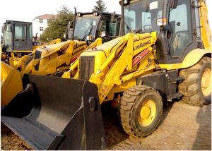 Chargeuse-pelleteuse 4x4 LIUGONG, fabricant, 8 tonnes, modèle CLG764A, avec godet de 1 m3 - Product Image 3