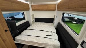 Nueva Caravana Todoterreno de 12 Pies, Modelo 2026, Diseñada para Viajes de Aventura al Aire Libre y Turismo en Todo Tipo de Terreno - Product Image 5