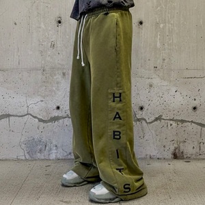 Joggers en coton personnalisés 500 GSM, molleton épais, cordon de serrage, délavage acide, coupe droite, pantalon de survêtement ample et empilé pour homme - Product Image 1