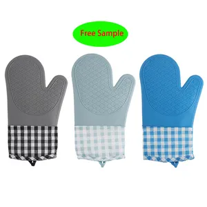 热硅胶手套是隔热和加厚的，烹饪用硅胶手套是用来烘烤的