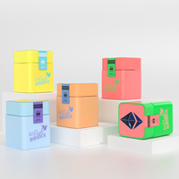 Nouveau design de conteneur en verre carré de 2oz, 3oz, 4oz, 5oz pour poudres d'épices et particules, avec couvercle à vis CRC