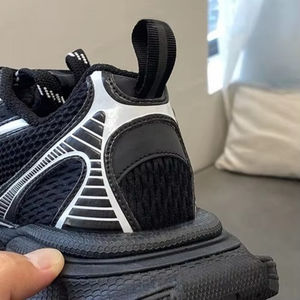 Chaussures décontractées de luxe pour femmes et hommes, de qualité supérieure, nouveaux styles, baskets épaisses lumineuses 3XL - Product Image 2