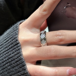 Anillo Geométrico de Plata de Ley S925 con Circonita, Estilo Lujoso, Simple, Medieval, Vintage, con Incrustaciones de Diamantes, Diseño Ovalado, Personalizado - Product Image 2