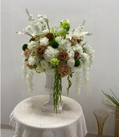 M-FB133 Boule de fleurs personnalisée en roses et lys Calla, centres de table de mariage faits à la main, décorations haut de gamme pour la Saint-Pasqua, Noël, le Nouvel An