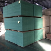 Fabricants de panneaux MDF verts résistants à l'humidité, mélaminés, 18 mm