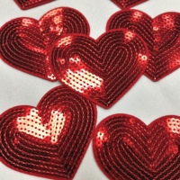 Patchs en paillettes Stcoked, personnalisés, en forme de cœur, à appliquer à plat, thermocollants, pour la Saint-Valentin, en chenille, prêts à être expédiés