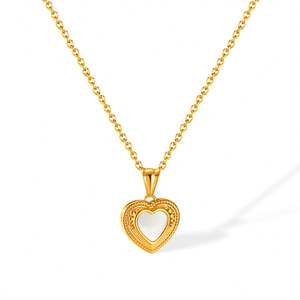 Collar con Colgante de Corazón de Perlas Chapado en Oro y Acero Inoxidable, Joyería de Moda para Mujer, Aniversario, Tendencia 2025 - Product Image 1