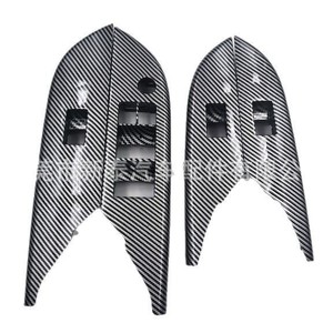 Plaques de seuil de porte en fibre de carbone pour Toyota Hilux 2015-2024, finition noire brillante, panneau de garniture intérieure en ABS - Product Image 1