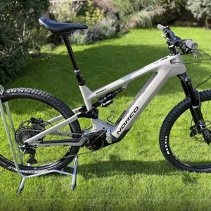 Vélo de montagne tout-terrain Contessa Genius ST 910 TR 12 vitesses, léger, en fibre de carbone, avec freins à disque, neuf, modèle 2025 - Product Image 1