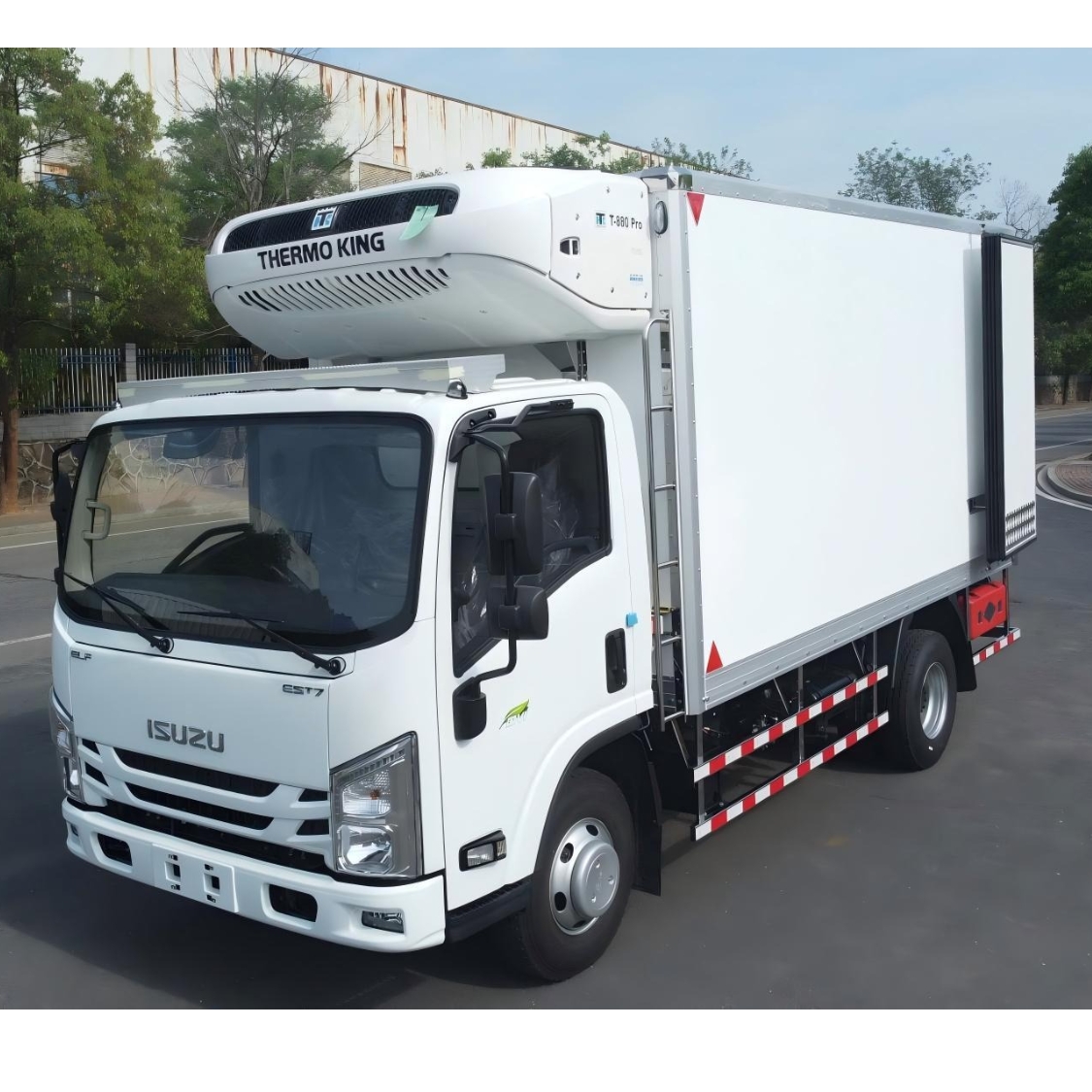 ISUZU EST7 Новая Механическая Трансмиссия дизельное топливо с Евро 5 стандартным уровнем выбросов грузовик-рефрижератор