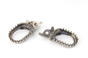 Repose-pieds de <span class=keywords><strong>moto</strong></span> en titane CNC usine <span class=keywords><strong>moto</strong></span> en gros pour <span class=keywords><strong>Honda</strong></span> CR125R CR250R CRF150R CRF250X CRF450R CRF450X - Product Image 3