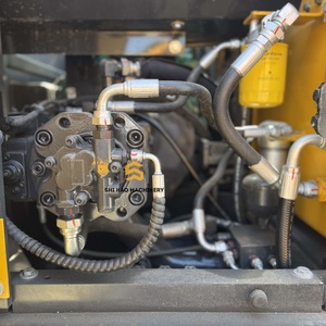 Último Modelo de Excavadora de Cadenas Volvo EC140D de 14 Toneladas, Pintura Original, Excavadora Hidráulica Usada en Venta - Product Image 4