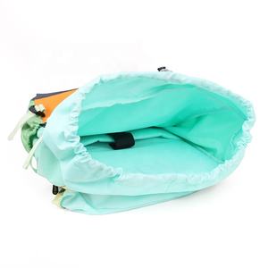 <span class=keywords><strong>Sac</strong></span> à dos de voyage décontracté à blocs de couleur personnalisés CHANGRONG pour hommes et femmes - Product Image 4