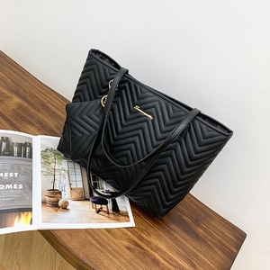 กระเป๋าสะพายไหล่ผู้หญิงลายคลื่นปักลายเพชรทรงสวยเก๋ ขายส่ง คอลเลคชั่นฤดูใบไม้ผลิ-ฤดูร้อน ปี 2026 ซิปสูง - Product Image 1