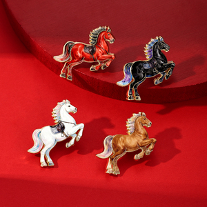 Levendige 3D paardenthema UV-geprinte zinklegering emaille pin, casual wear rugzakdecoratie, promotioneel cadeau, groothandel, bulkbestelling - Product Image 4
